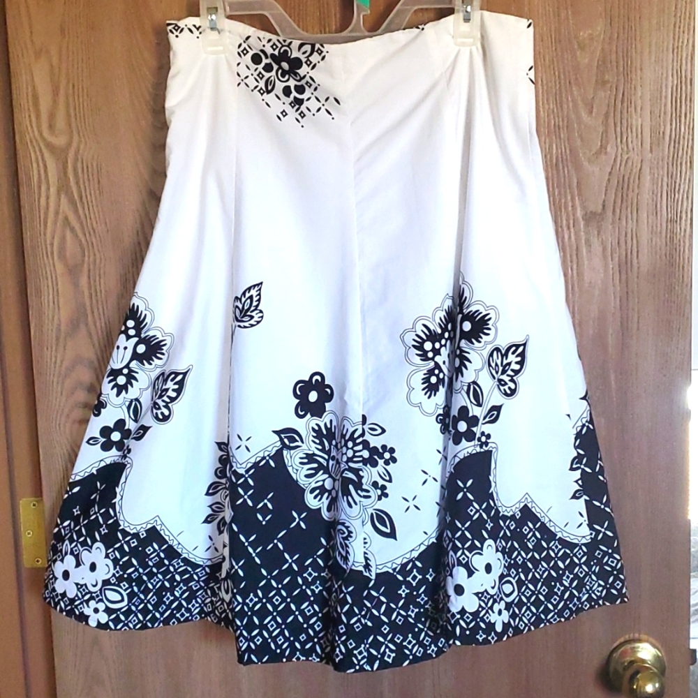 NWOT Vintage Speechless Full Skirt